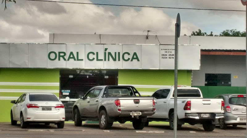 Foto 2 de Oral Clínica