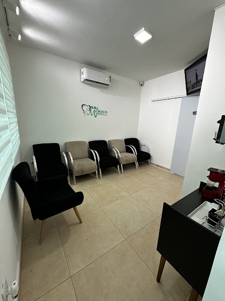 Foto 3 de ORAL MENDES ODONTOLOGIA ESPECIALIZADA