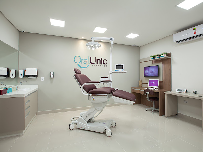 Foto 10 de Oral Qualità Implantes Matriz