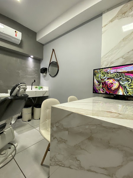 Foto 3 de Oral Select - Implantes e Lentes de contato Dental