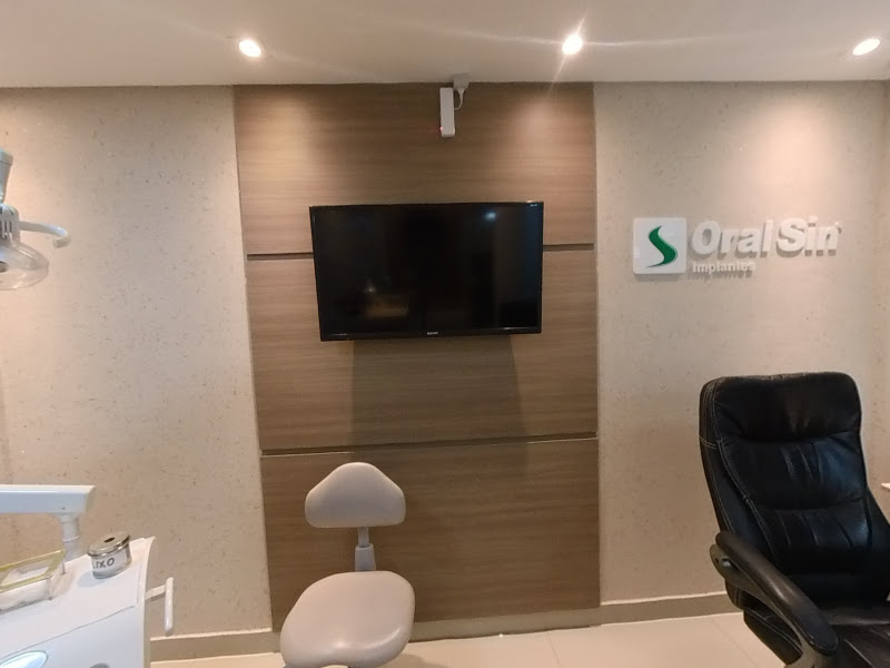 Foto 5 de Oral Sin Implantes Balneário Camboriú