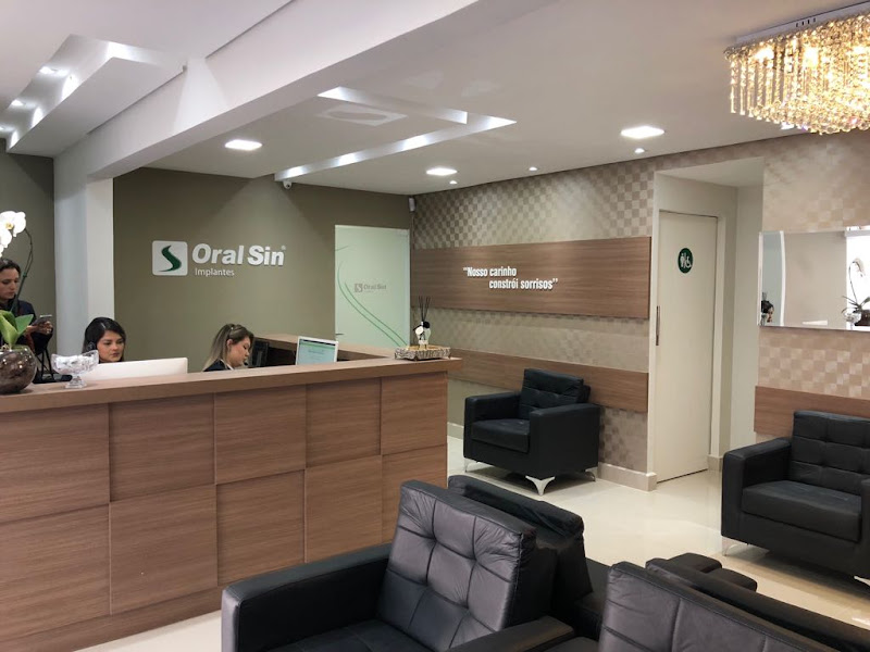 Foto 2 de Oral Sin Implantes Guarujá