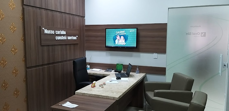 Foto 2 de Oral Sin Implantes I Dentista em São Leopoldo