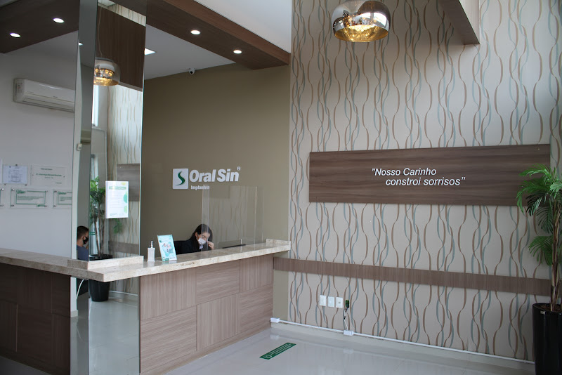 Foto 2 de Oral Sin Implantes Londrina Zona Norte