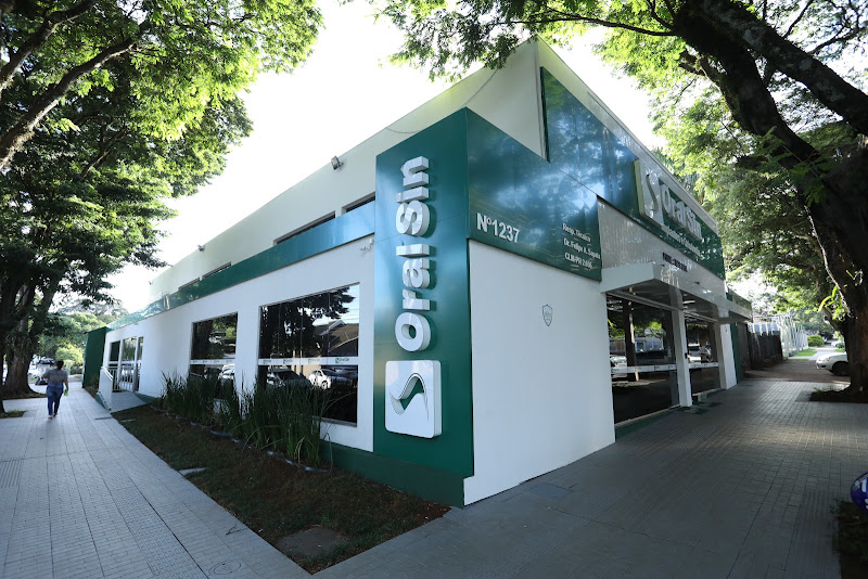 Foto 2 de Oral Sin Implantes Maringá