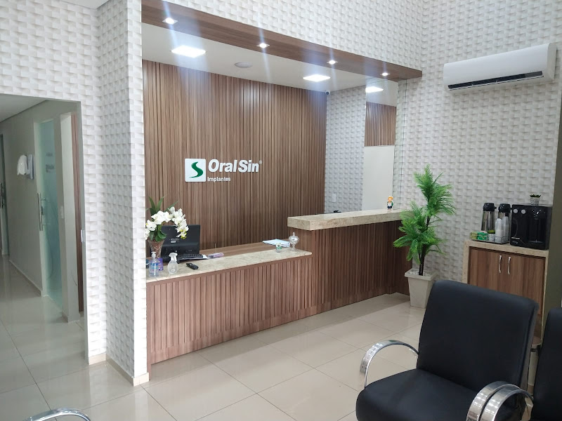 Foto 2 de Oral Sin Implantes Salvador