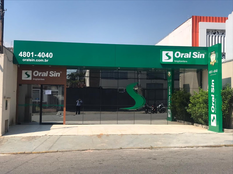 Foto 2 de Oral Sin Implantes São Paulo - Campo Belo