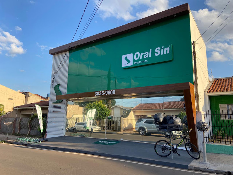 Foto de Oral Sin Implantes - Sarandi/PR