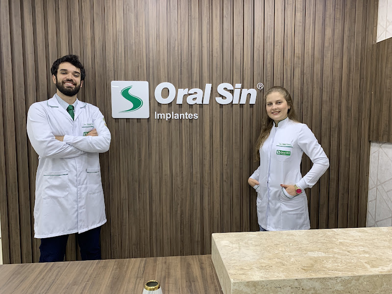 Foto de Oral Sin Implantes - Volta Redonda