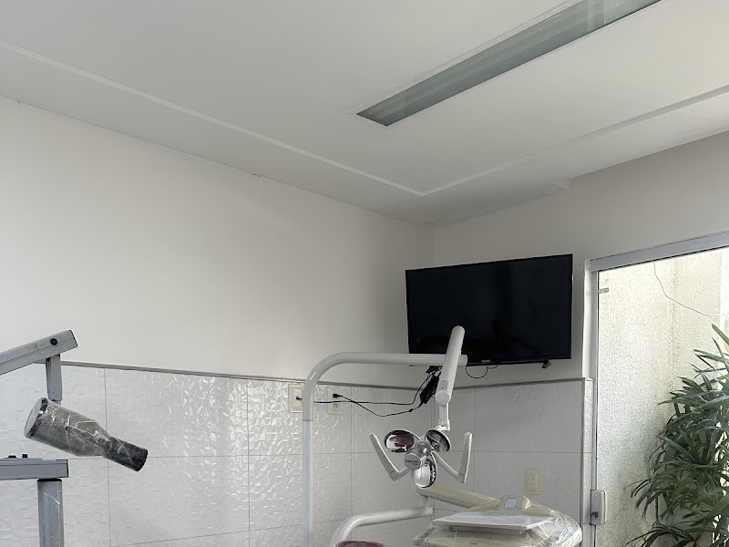 Foto 11 de Oral Sollution Clinica Odontológica