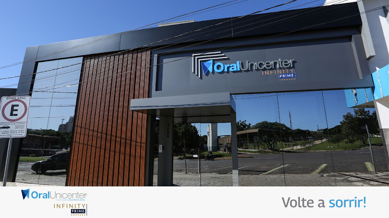 Foto 2 de Oral Unicenter | Implante Dentário | Invisalign | Umuarama - PR