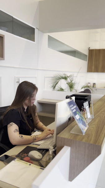 Foto 4 de OralBlu Odontologia - Implantes Dentários