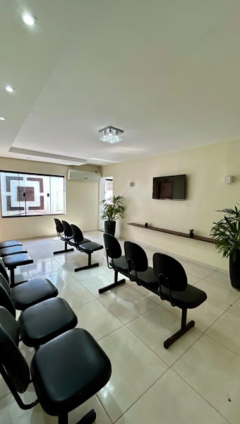 Foto 3 de Oralfe Odontologia e Estética Dr Rogério Nogueira | Implantes e Facetas em Resina | São Carlos SP