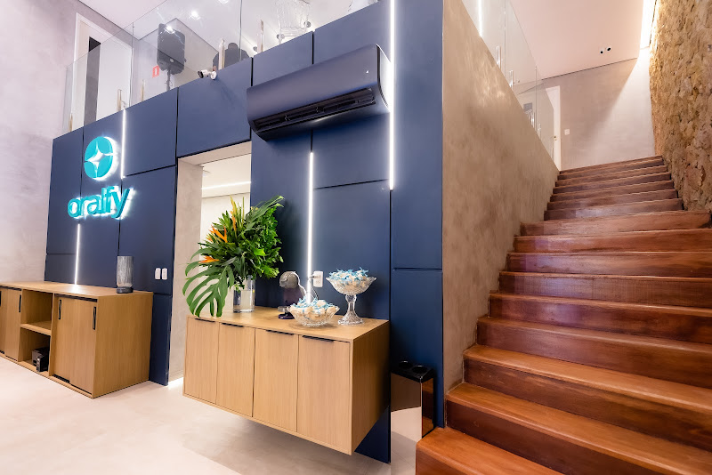 Foto 2 de Oralfy Teresina - Implantes • Facetas • Invisalign • Próteses