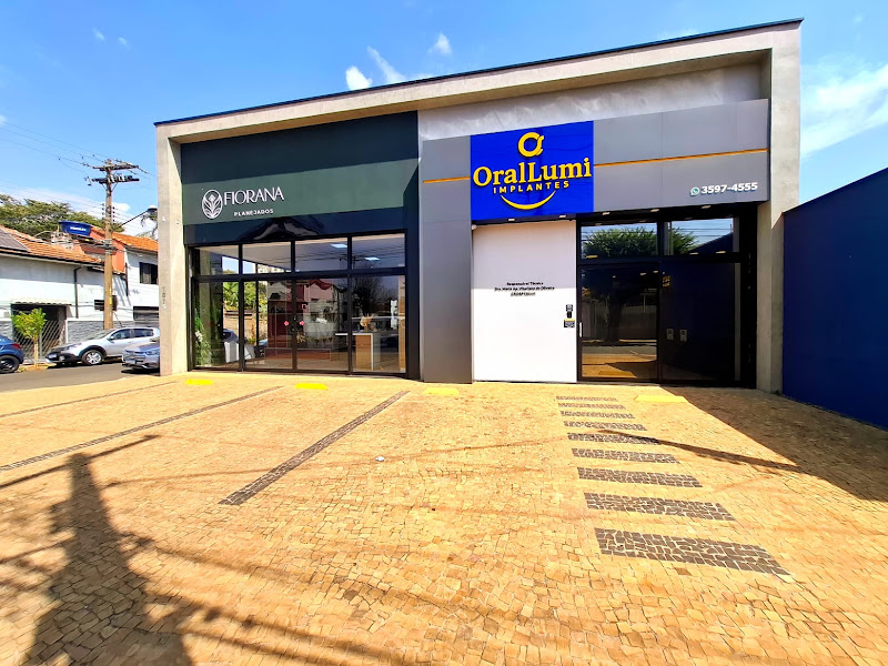 Foto de OralLumi Rio Claro | Implante Dentário | Dentista em Rio Claro - SP | Clínica Odontológica