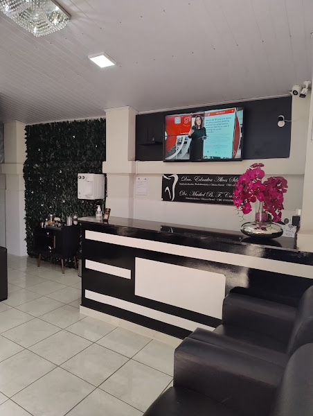 Foto 3 de Oralmed Clínica Odontológica