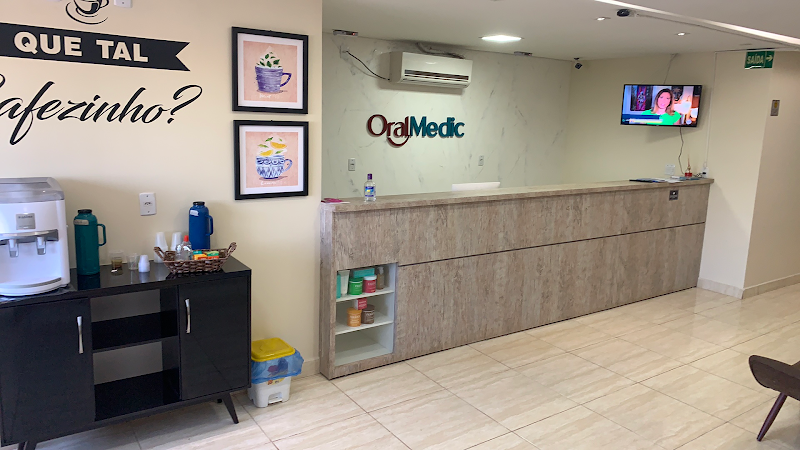 Foto 2 de OralMedic - Odontologia e estética facial