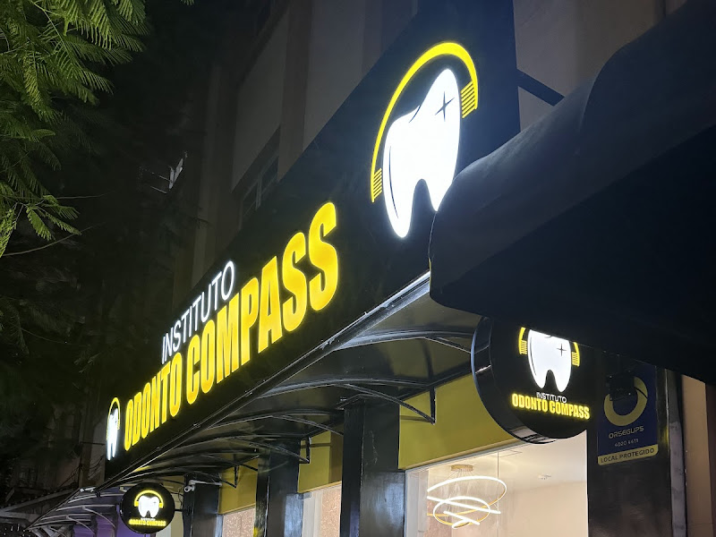 Foto 10 de OralWelt - Implantes & Harmonização Facial