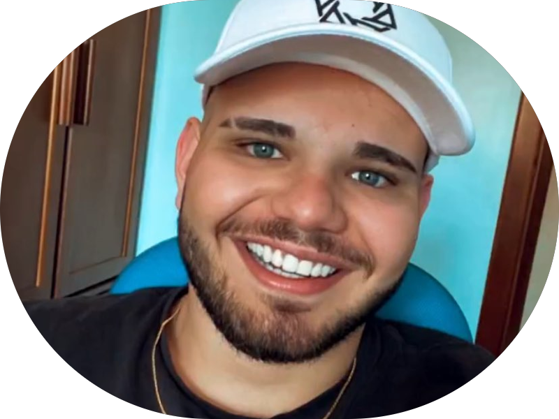 Foto 6 de Oraly's Odontologia Natal | Implantes Dentários | Prótese Protocolo | Lentes