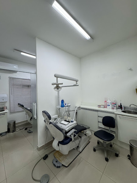 Foto 3 de Ortho&Implants