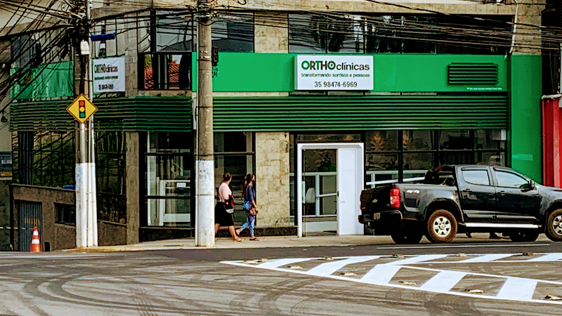 Foto 2 de ORTHOclínicas Varginha - Implantes e Aparelhos em Varginha