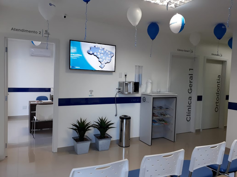 Foto 3 de OrthoDontic