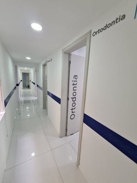 Foto 2 de OrthoDontic