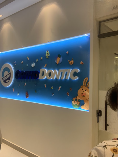 Foto 3 de OrthoDontic