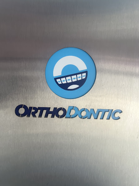 Foto 3 de OrthoDontic