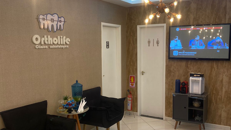 Foto 2 de Ortholife Clinica Odontológica- Consultório odontológico em Camaçari vila de Abrantes, em abrantes
