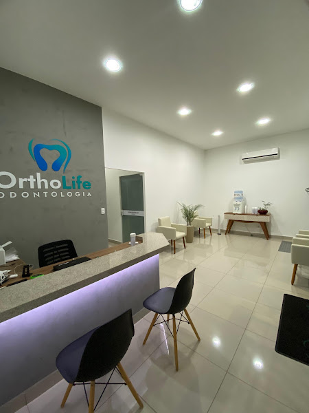 Foto 2 de OrthoLife Odontologia - Dra Samara de C. Campanha Manizan