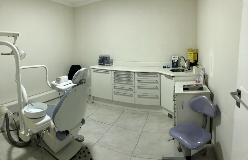 Foto 2 de Ortodontia e Clínico Geral - Adultos e crianças - Vila Guilherme - Zn São Paulo - Dra Priscilla Alves Pereira