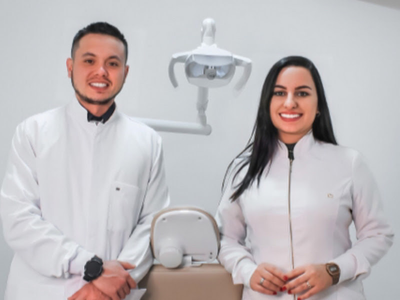 Foto 3 de Órtodontia E Implantes