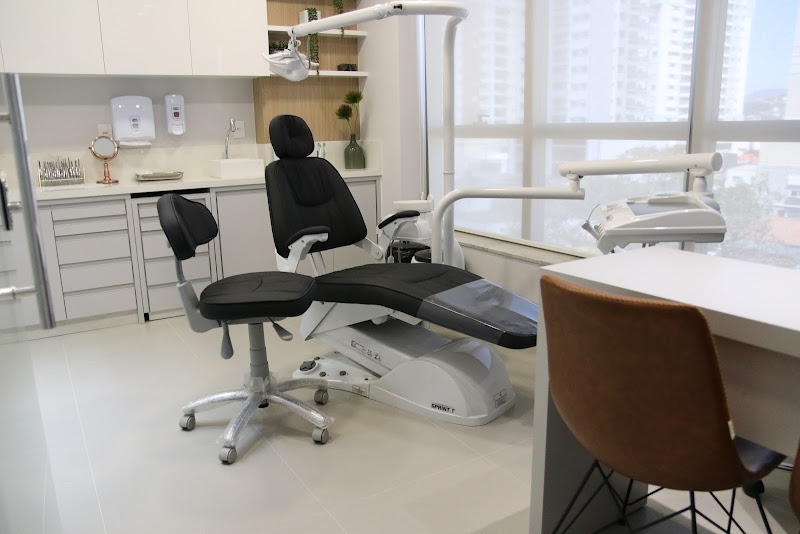 Foto 2 de Ortodontia Estética | Dr. Fabrício Pereira