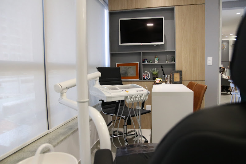 Foto 3 de Ortodontia Estética | Dr. Fabrício Pereira