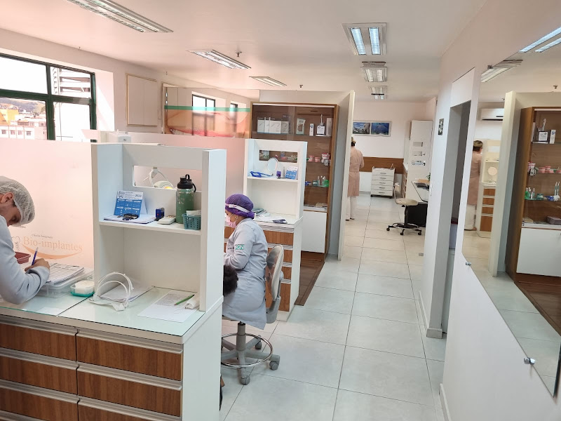 Foto 5 de Ortodontia PON - Clínica odontológica, aparelho ortodôntico e Implantes dentários em Juiz de Fora