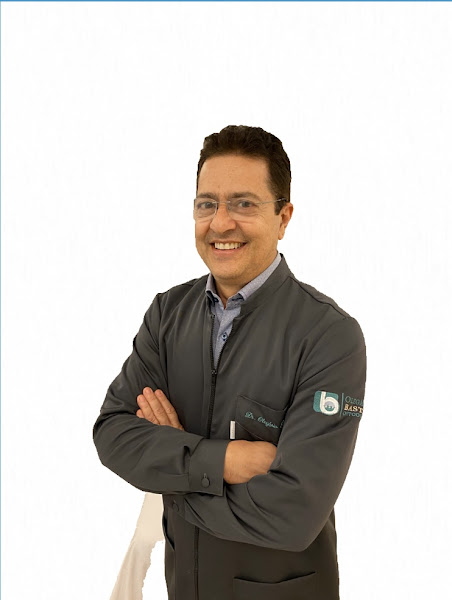 Foto 2 de Ortodontista Dr. Olegario Bastos