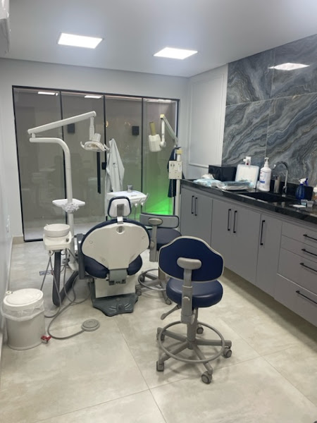 Foto 2 de Ortodontista - Dra. Tais Cristina Dinelli Esperança