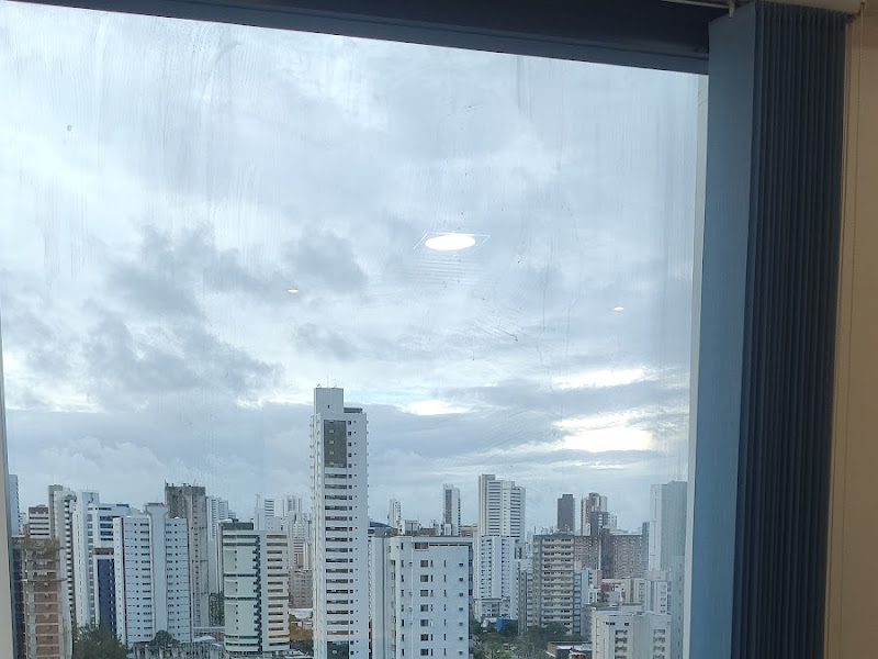 Foto 8 de Ortoestética Boa Viagem Sul | Facetas | Implantes | Ortodontia | Invisalign | Harmonização