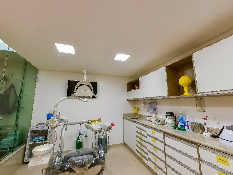 Foto 6 de Ortofácil Clínica Odontológica | Implantes dentários e Estética facial - Manaus/AM