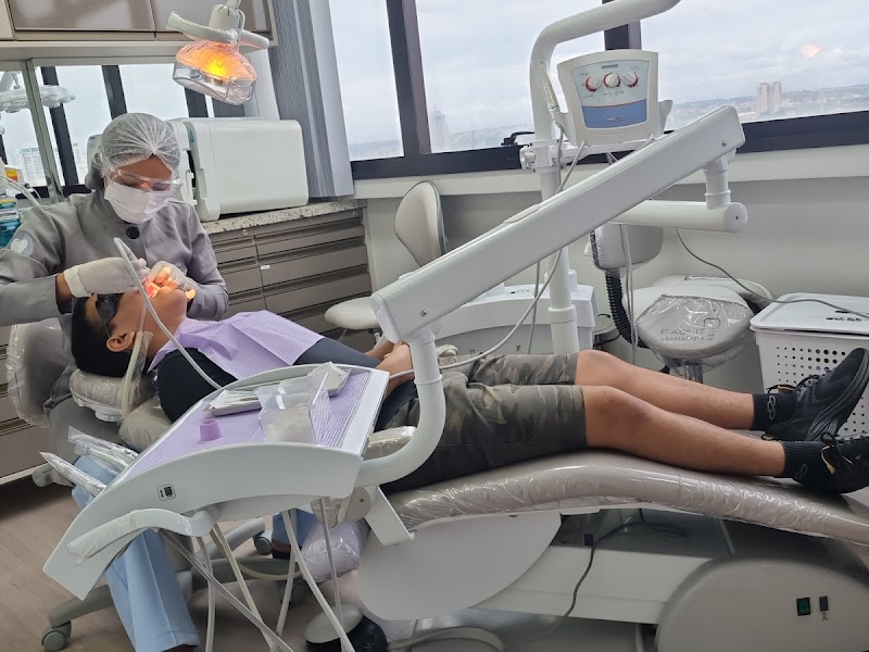 Foto 14 de Ortofácil Clínica Odontológica | Implantes dentários e Estética facial - Manaus/AM