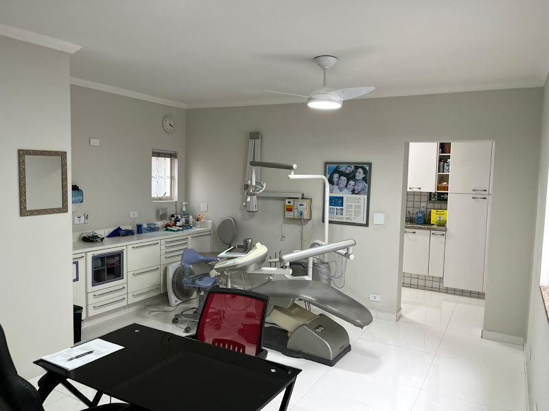 Foto 2 de OrtoPolo implantes. Santo André | Prótese e Implante - Aparelho dentário - Harmonização Facial