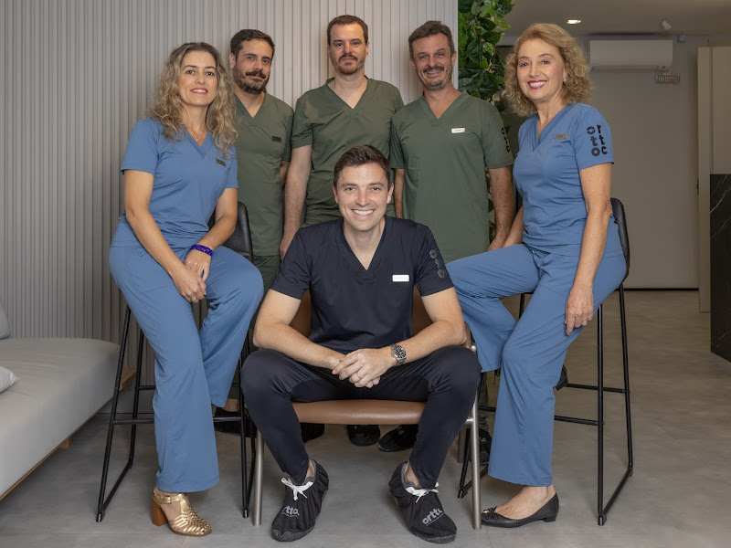 Foto de Orttoc Ortodontia | Invisalign | Implantes Dentários | Lentes de Contato | Implantodontia