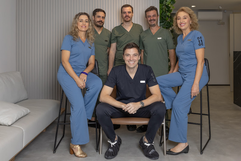 Foto 2 de Orttoc Ortodontia | Invisalign | Implantes Dentários | Lentes de Contato | Implantodontia