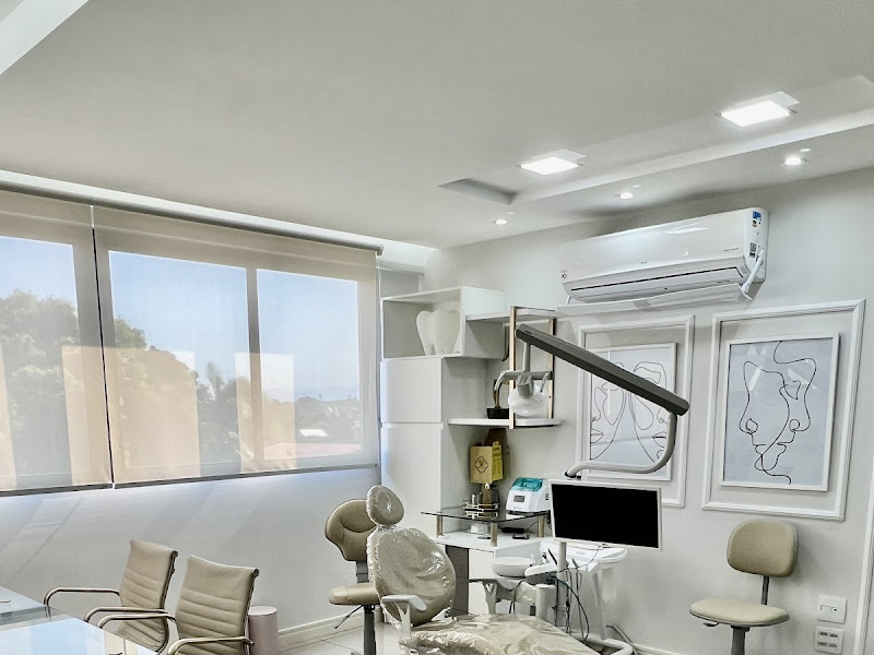 Foto de Paula Chiavo odontologia e Harmonização orofacial