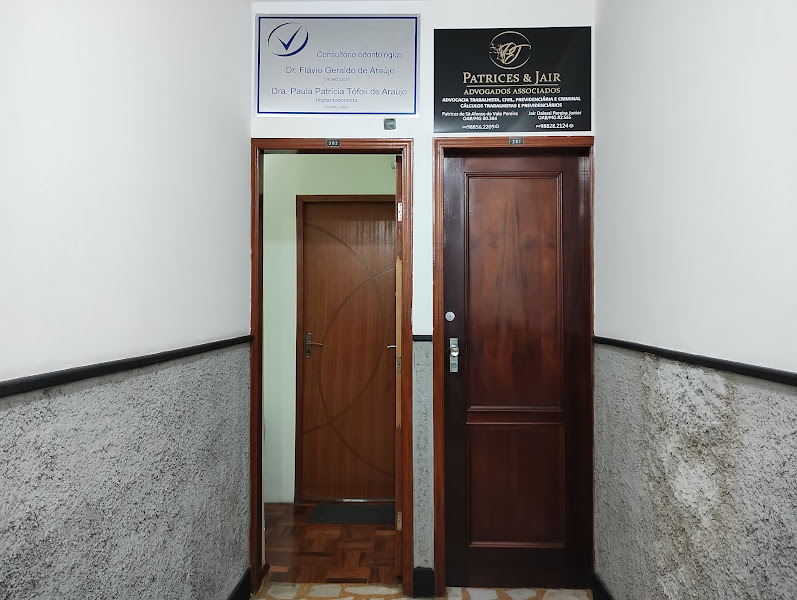 Foto 3 de Paula e Flávio Odontologia - Implantes dentais e estética em Barbacena