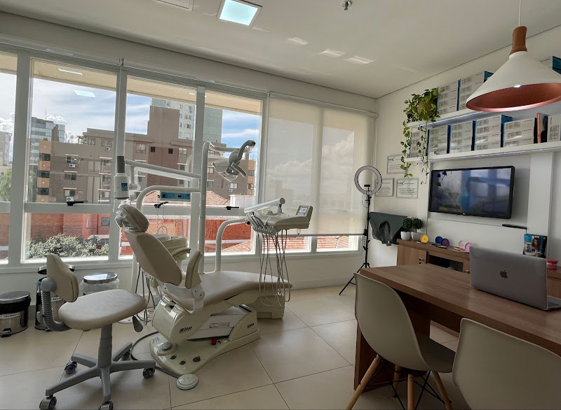 Foto 2 de Paula Fonseca Ortodontia