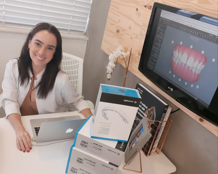 Foto 3 de Paula Pires Ortodontia