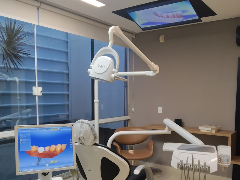 Foto 3 de Pedro de Souza Dias - Endodontista (tratamento de canal)