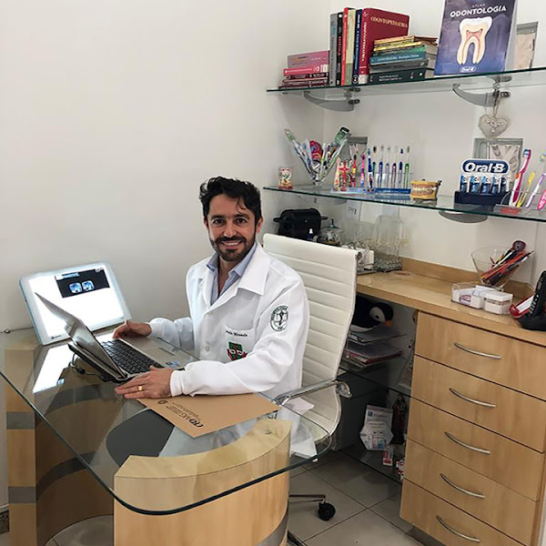 Foto 2 de Perícia e Assistência Técnica Judicial em Odontologia - Dr. Geraldo Elias Miranda